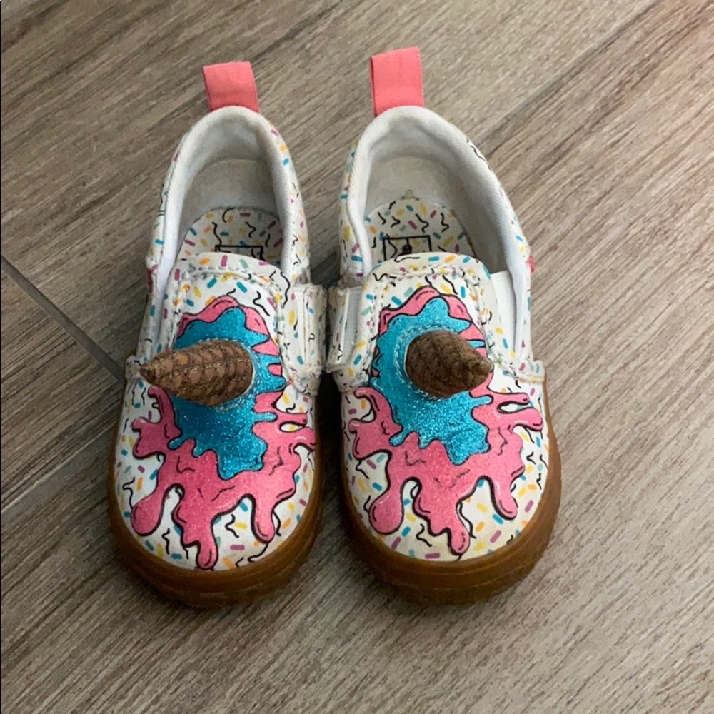 Girls Ice Cream Shop Vans